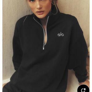 ALO Yoga Black Half-Zip Sweatshirt